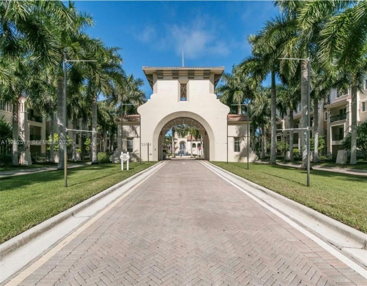 2910 NW 124th Way, Unit 2910, Sunrise, FL 33323 Photo