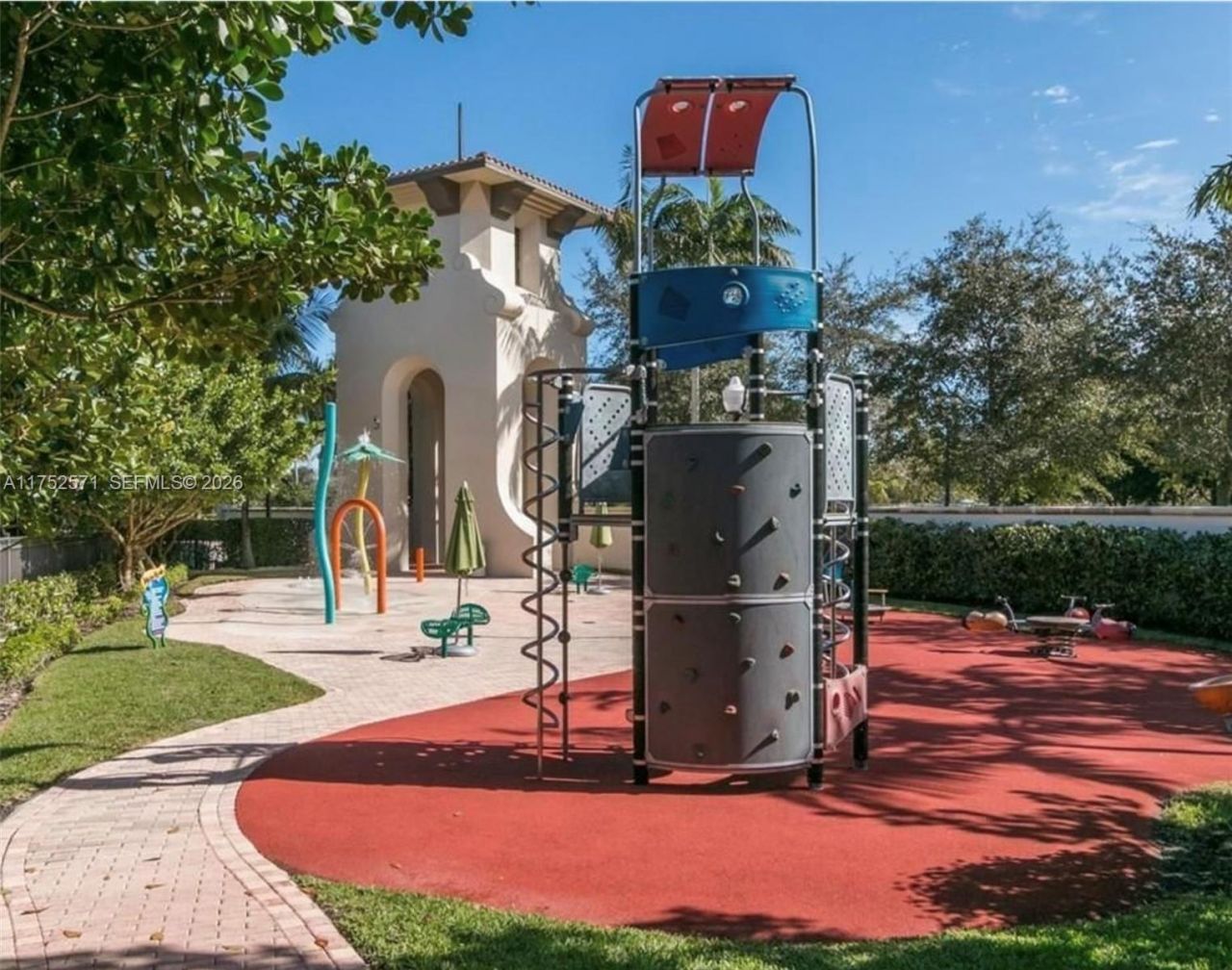 2910 NW 124th Way, Unit 2910, Sunrise, FL 33323 Photo