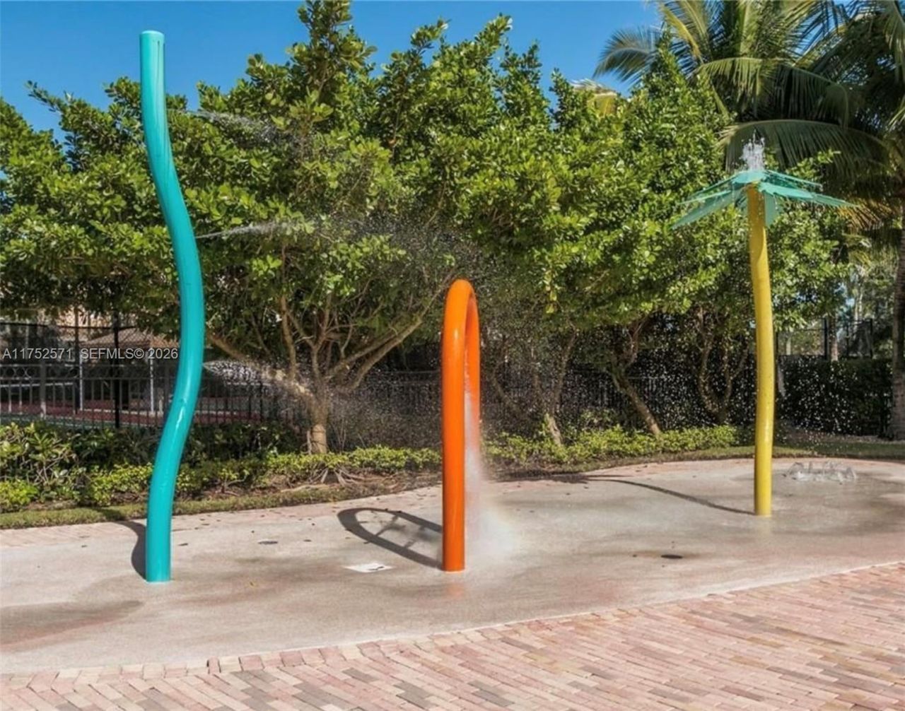 2910 NW 124th Way, Unit 2910, Sunrise, FL 33323 Photo