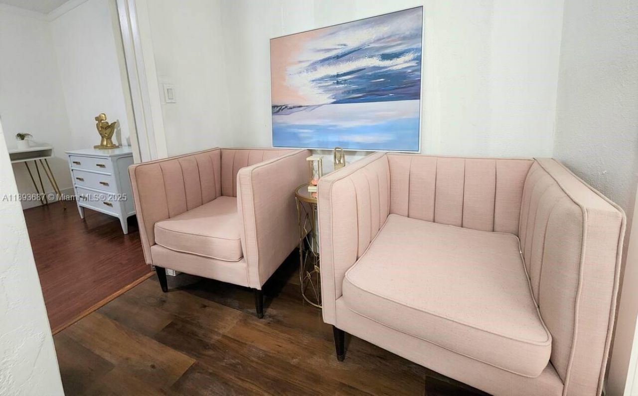 11301 Quail Roost Dr, Miami, FL 33157 Photo