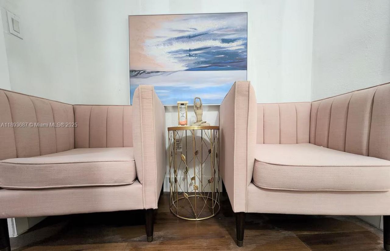 11301 Quail Roost Dr, Miami, FL 33157 Photo