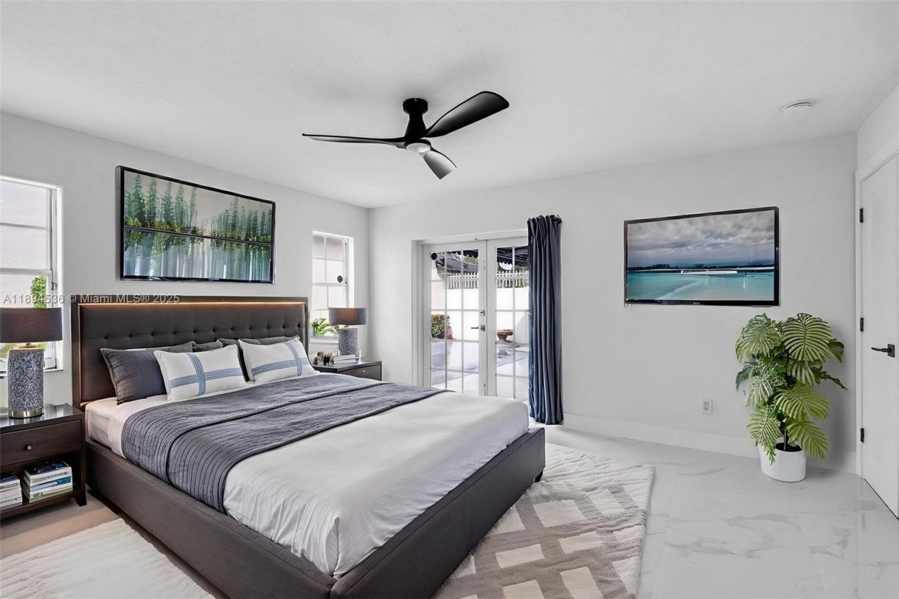 14820 NW 87th Ct, Miami Lakes, FL 33018 Photo