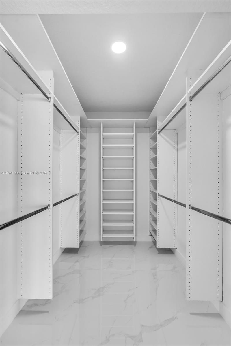 14820 NW 87th Ct, Miami Lakes, FL 33018 Photo