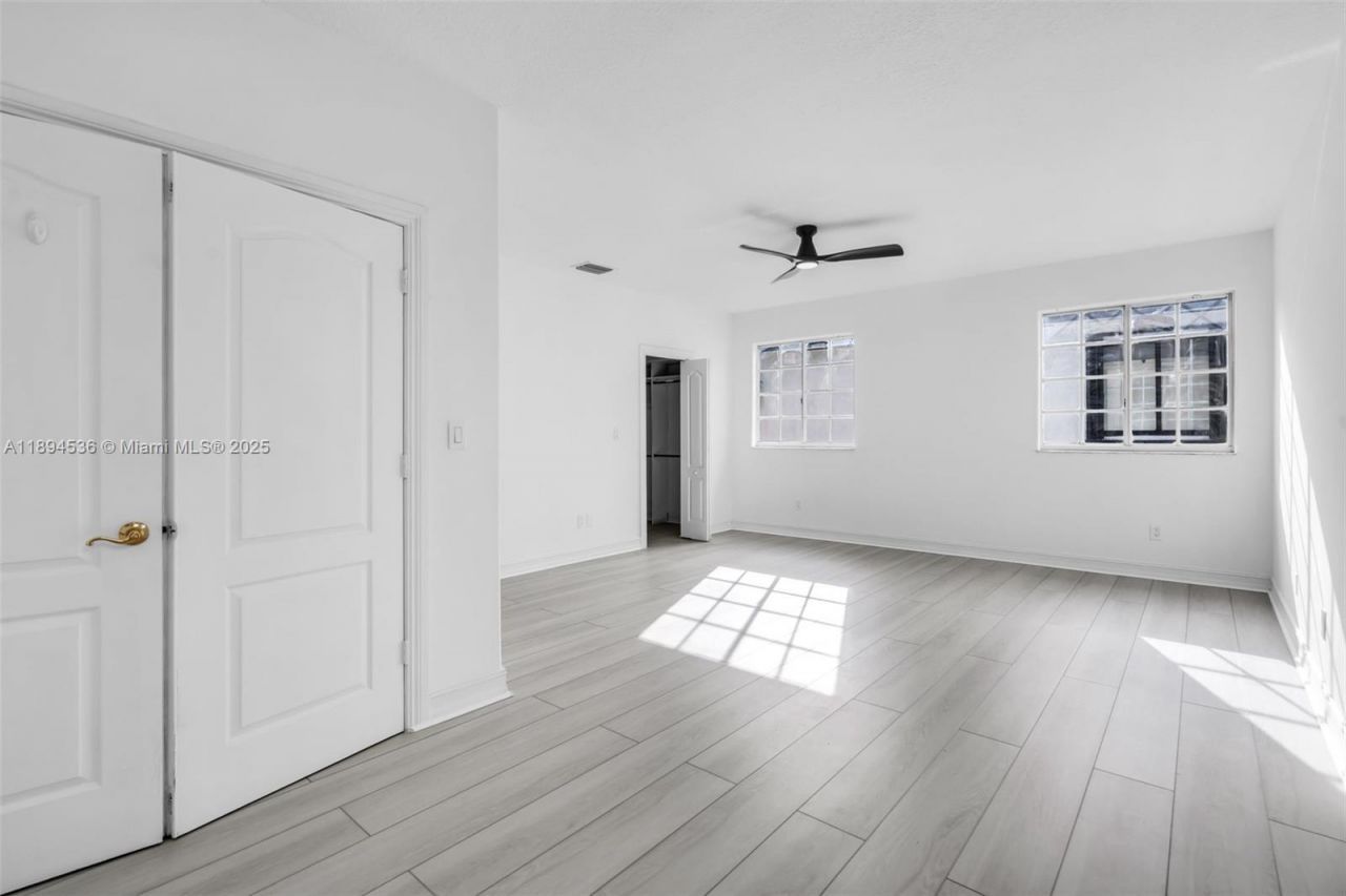 14820 NW 87th Ct, Miami Lakes, FL 33018 Photo