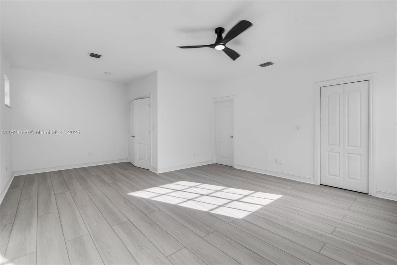 14820 NW 87th Ct, Miami Lakes, FL 33018 Photo