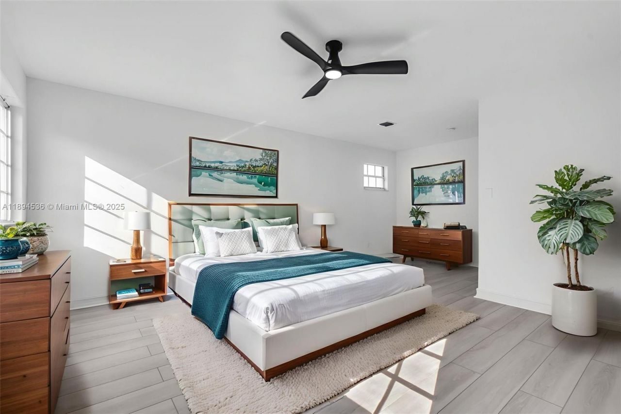 14820 NW 87th Ct, Miami Lakes, FL 33018 Photo