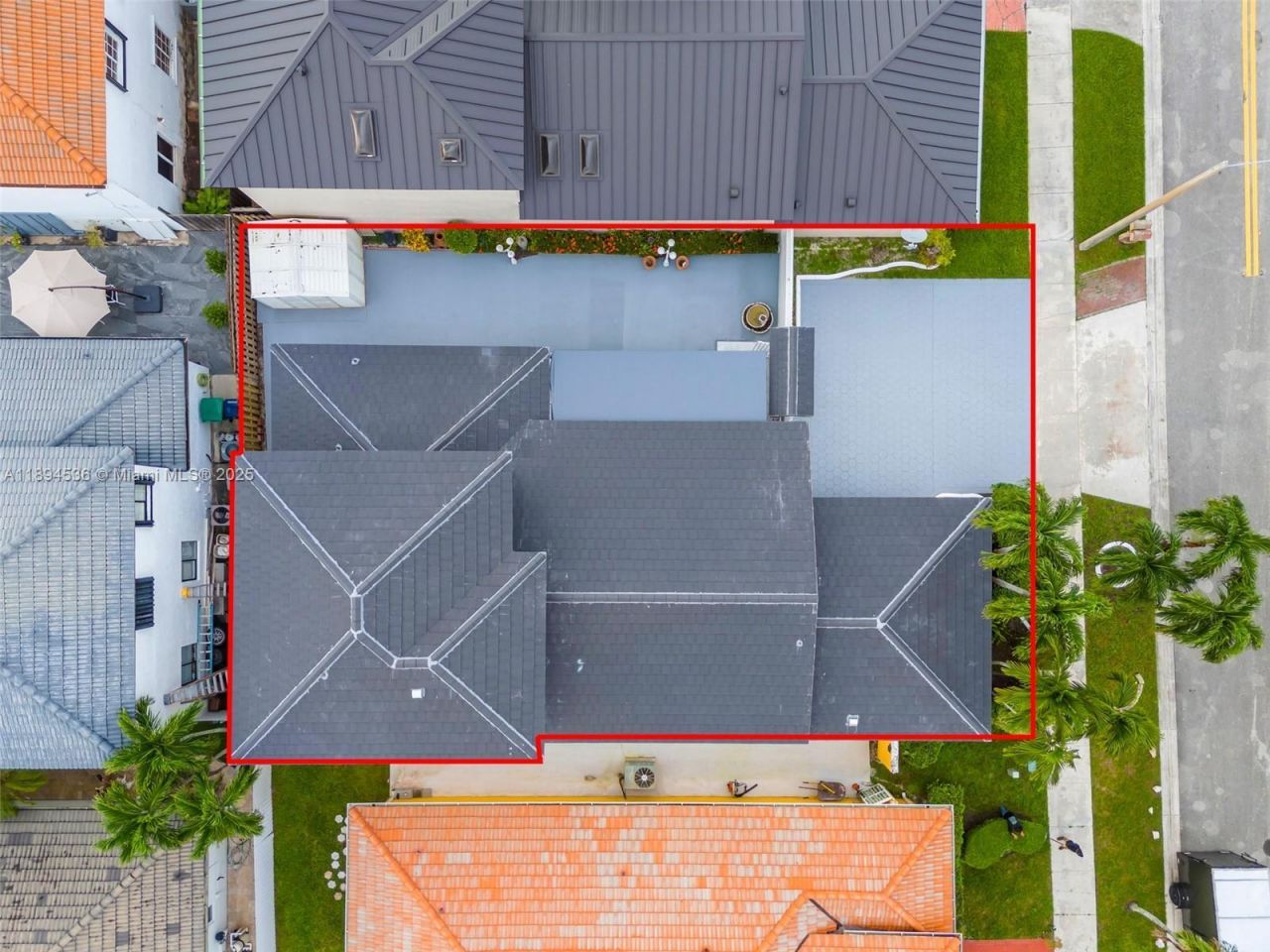 14820 NW 87th Ct, Miami Lakes, FL 33018 Photo