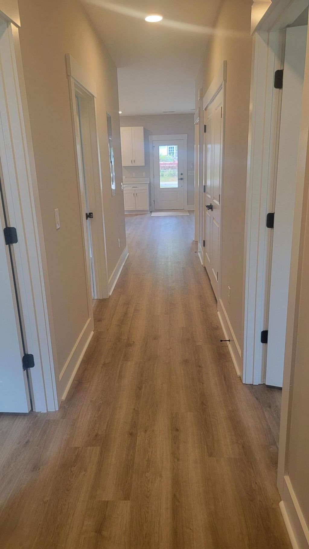 2551 Taylor Street Photo 7