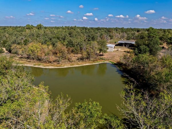 454 Leisure LN, Cedar Creek, TX 78612