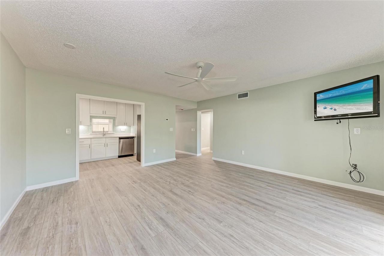 6300 Flotilla Drive, Unit 105, Holmes Beach, FL 34217 Photo