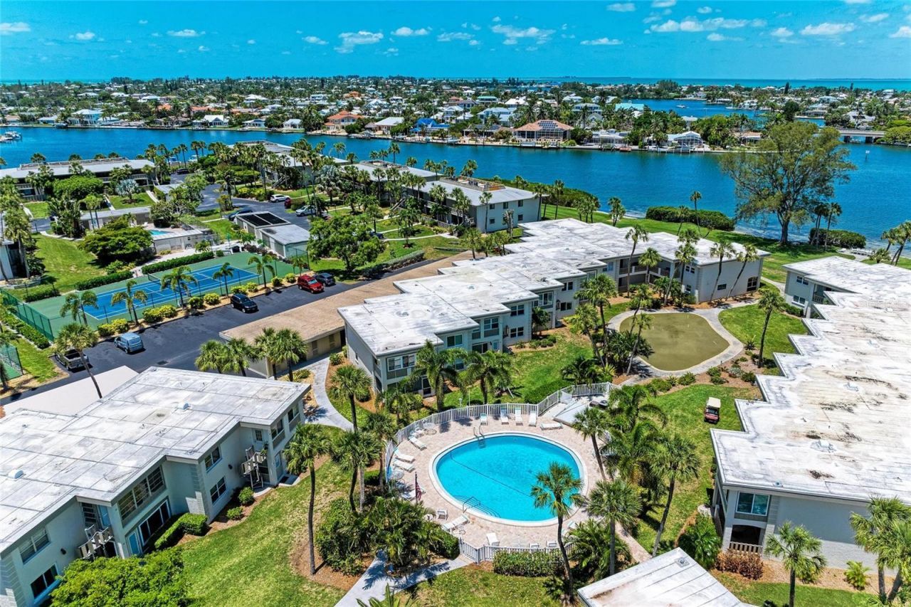 6300 Flotilla Drive, Unit 105, Holmes Beach, FL 34217 Photo
