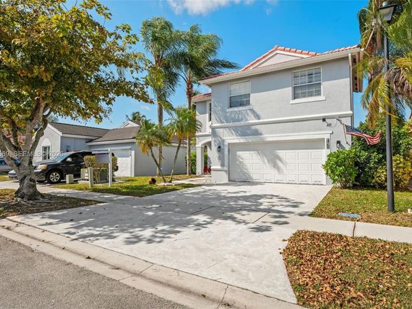 4760 SW 153rd Ter, Miramar, FL 33027