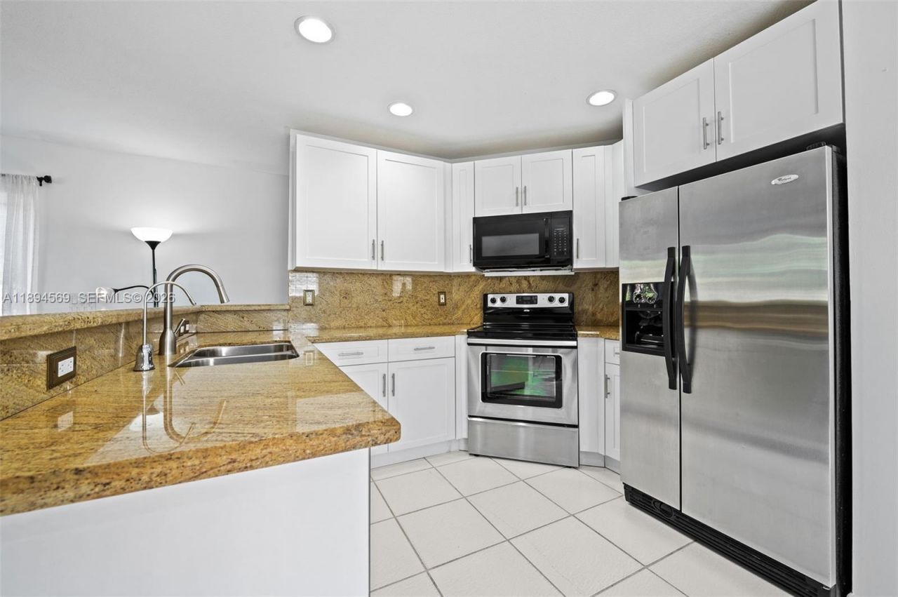 4760 SW 153rd Ter, Miramar, FL 33027 Photo