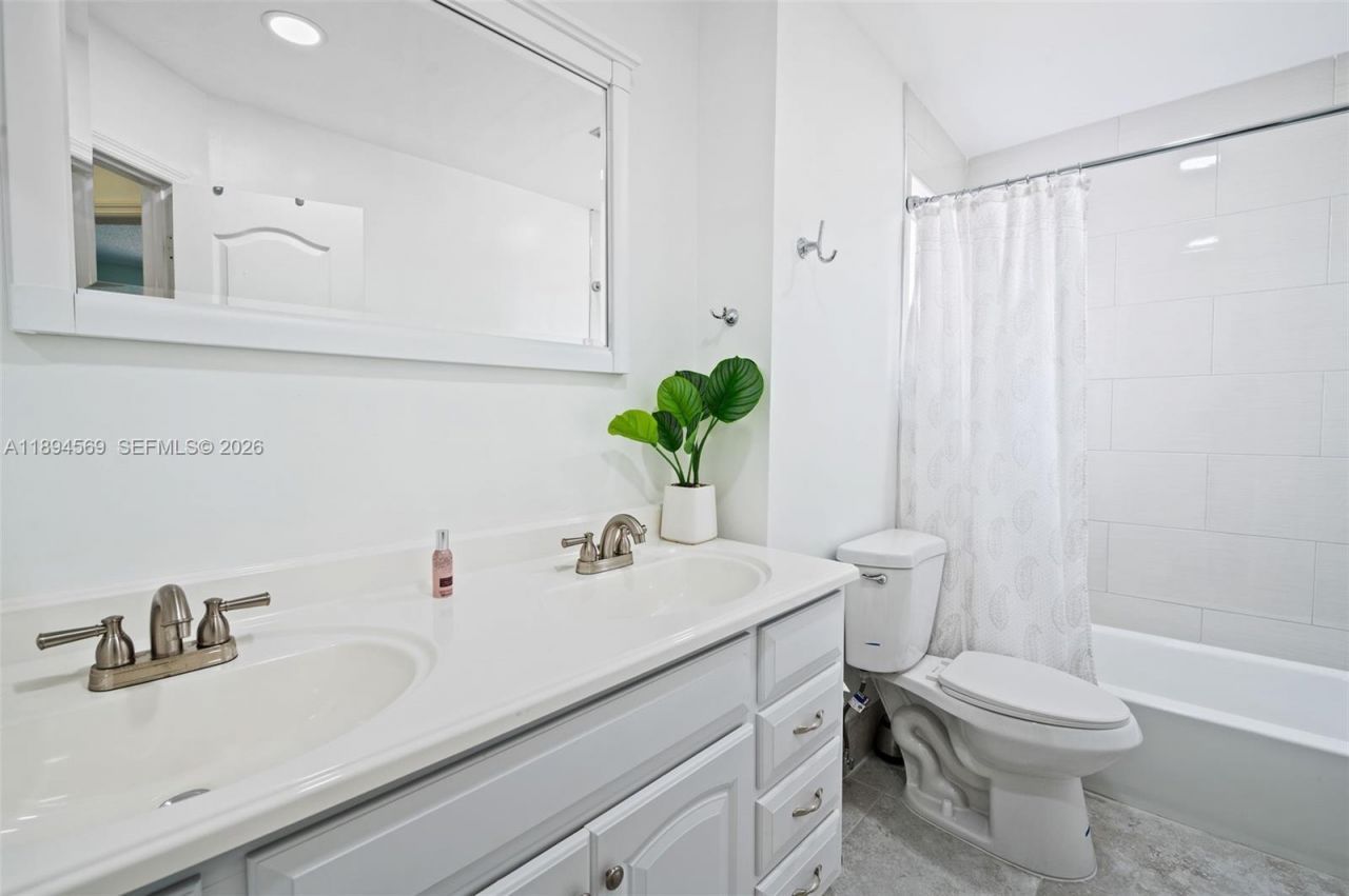 4760 SW 153rd Ter, Miramar, FL 33027 Photo