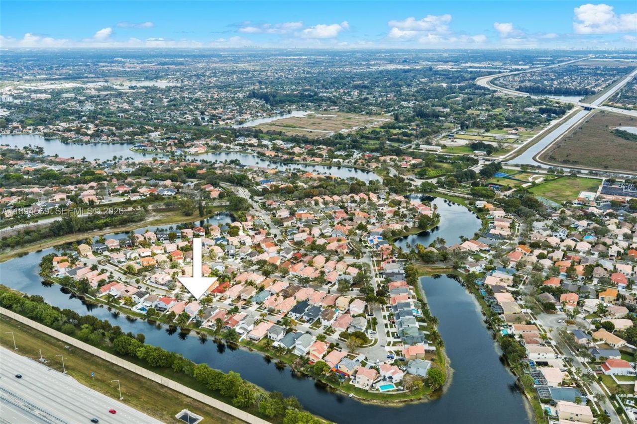 4760 SW 153rd Ter, Miramar, FL 33027 Photo