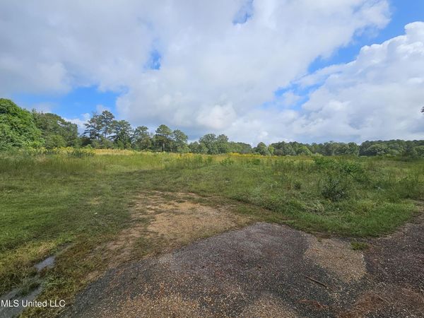 923 Jeffery Drive, Laurel, MS 39440