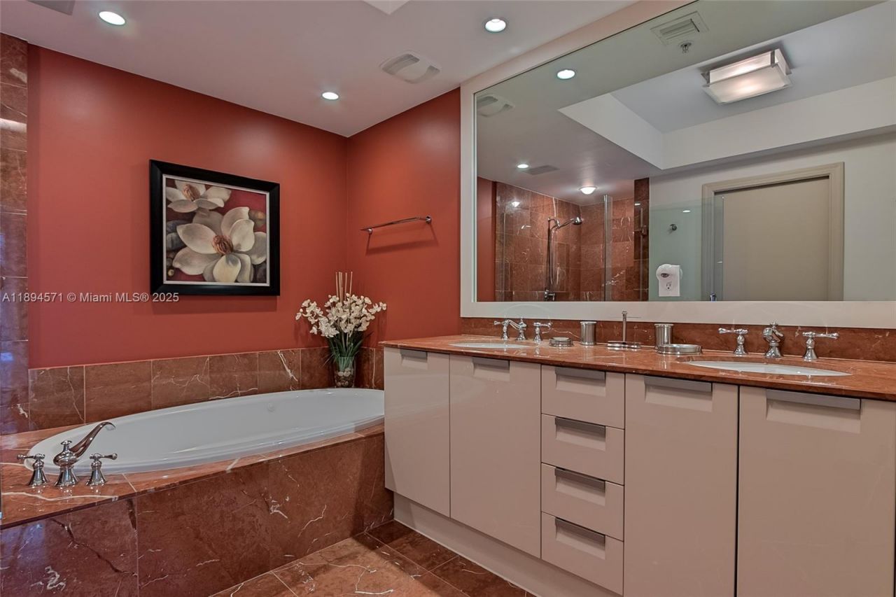 3535 S Ocean Dr, Unit 2102, Hollywood, FL 33019 Photo