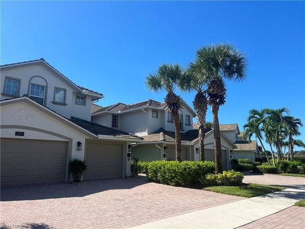 6809 Ascot DR, Unit 201, NAPLES, FL 34113