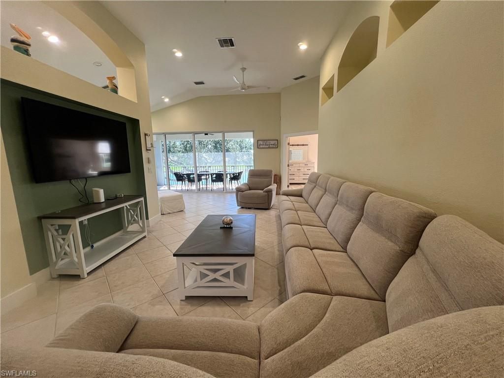 6809 Ascot Dr, Unit 201, Naples, FL 34113 Photo