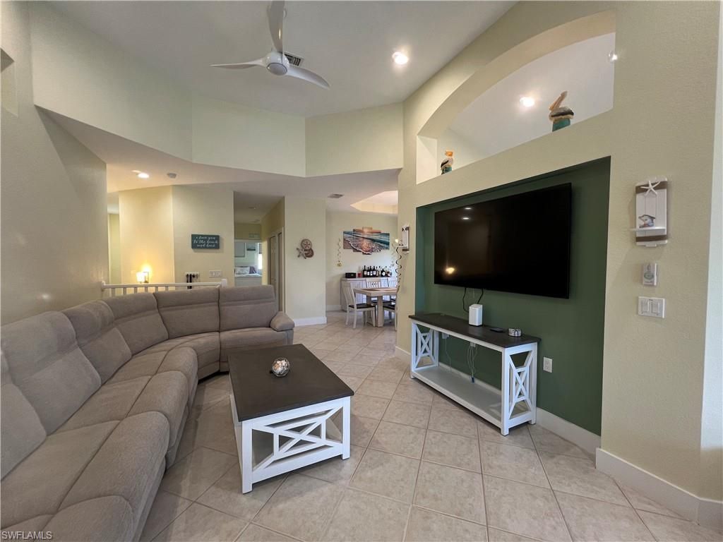 6809 Ascot Dr, Unit 201, Naples, FL 34113 Photo