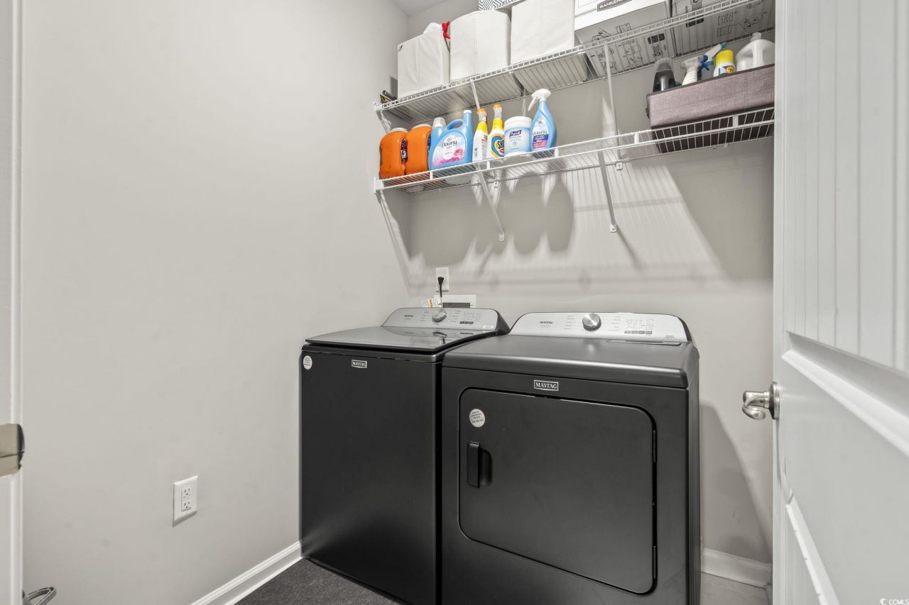 4040 Taranto Loop Photo 18