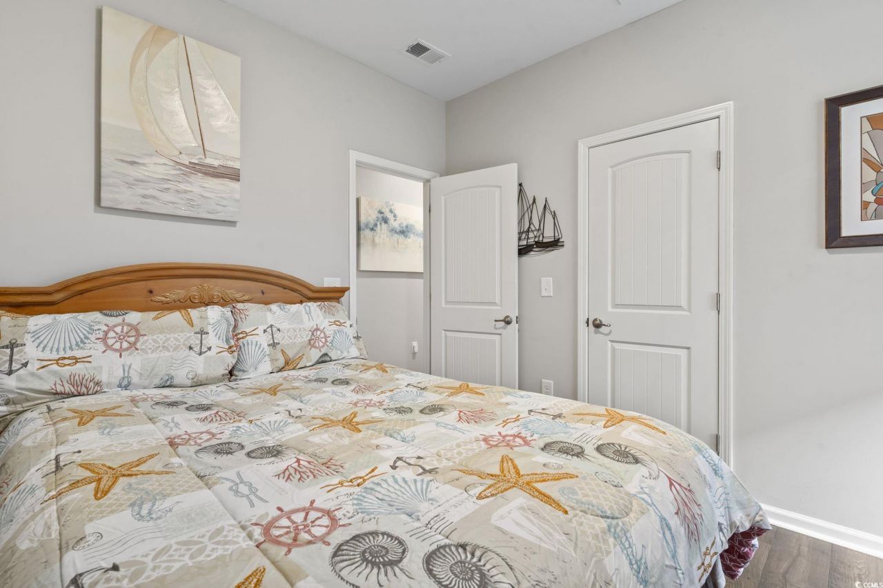 4040 Taranto Loop Photo 22