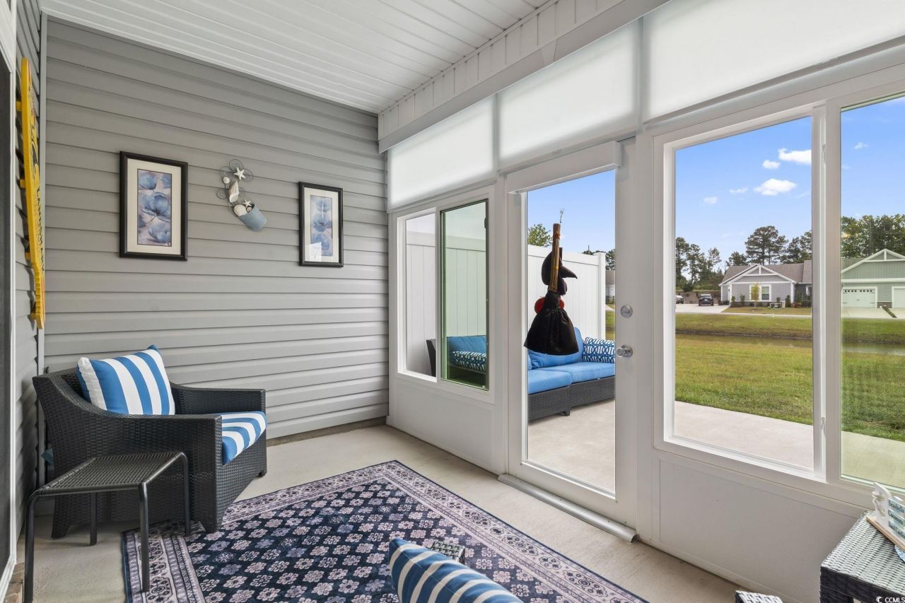 4040 Taranto Loop Photo 32