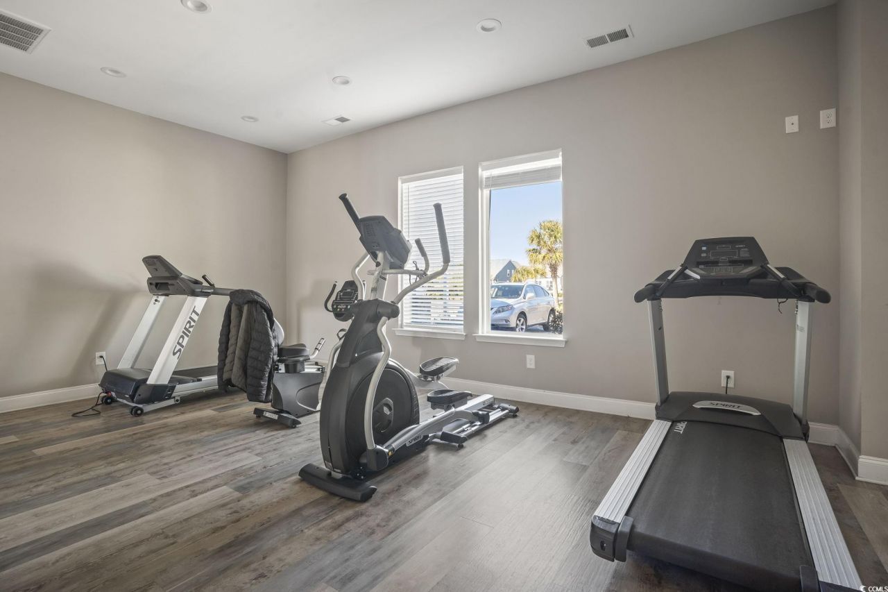 4040 Taranto Loop Photo 40