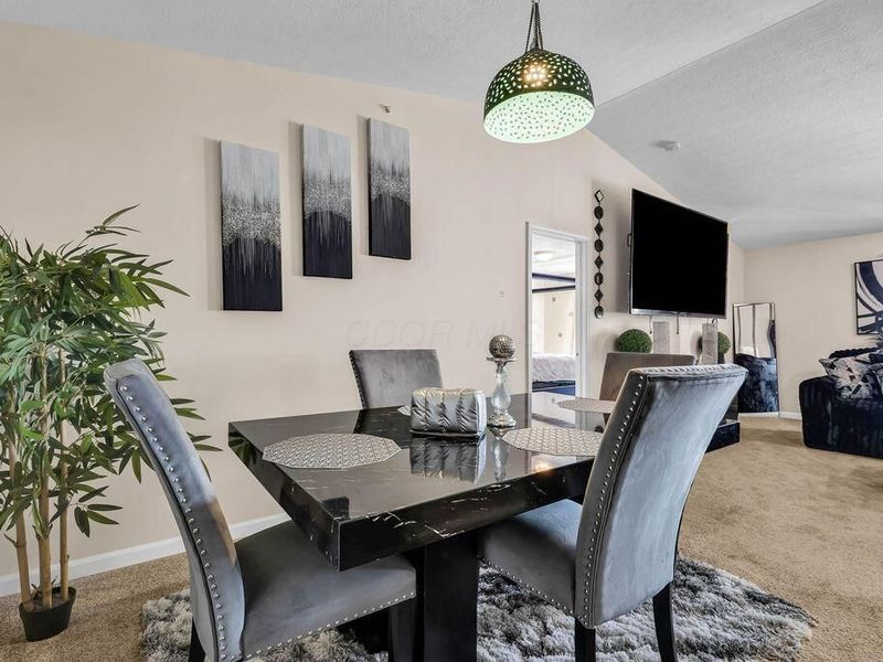 789 Hidden Springs Drive, Lewis Center, OH 43035 Photo 10