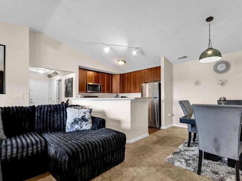 789 Hidden Springs Drive, Lewis Center, OH 43035 Photo 14