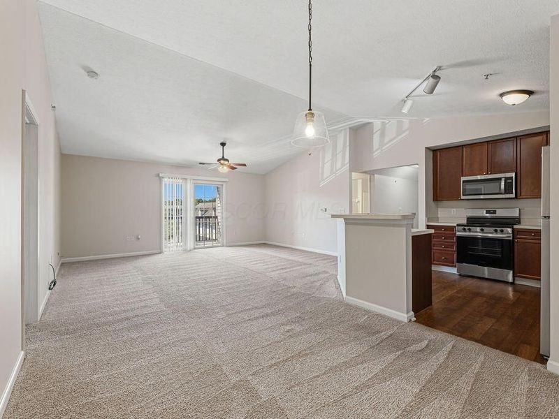 789 Hidden Springs Drive, Lewis Center, OH 43035 Photo 19