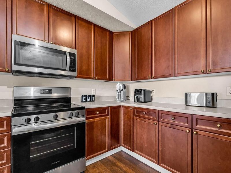 789 Hidden Springs Drive, Lewis Center, OH 43035 Photo 7