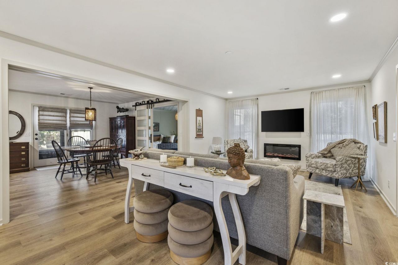 908 Prince William Ct. Photo 16