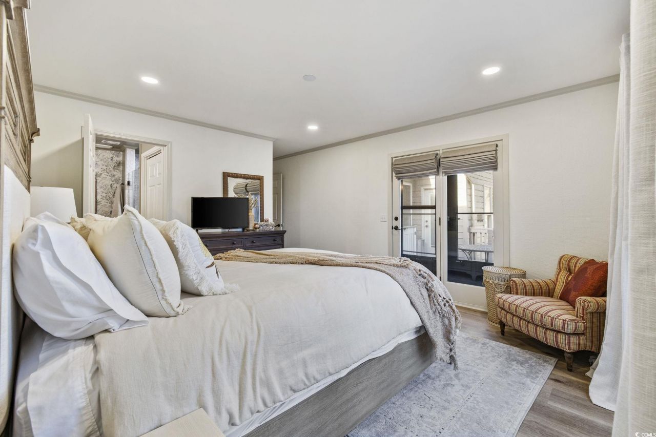 908 Prince William Ct. Photo 22