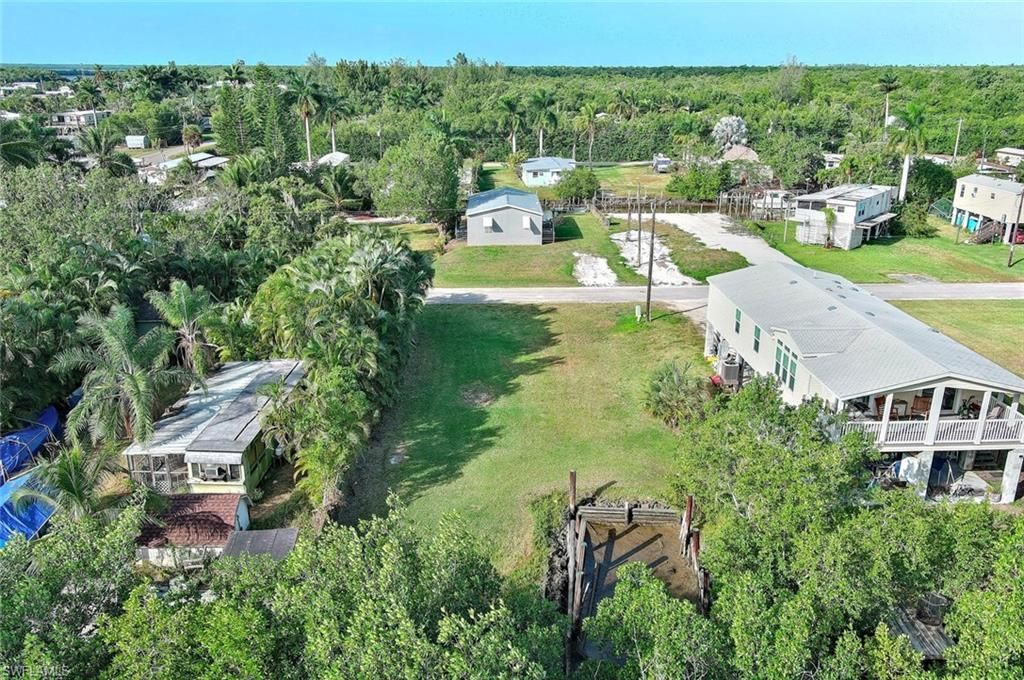 6 Spoonbill Ave, Everglades City, FL 34139 Photo