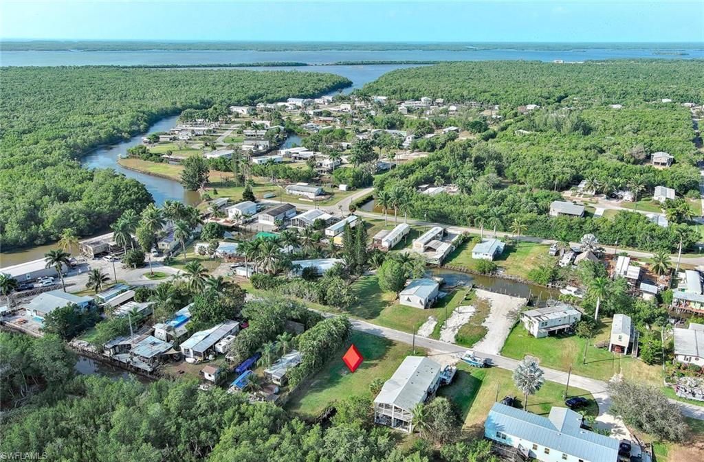 6 Spoonbill Ave, Everglades City, FL 34139 Photo