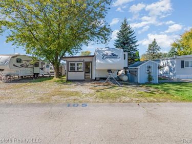 831 Main Unit 105 Street , Au Gres, MI 48703