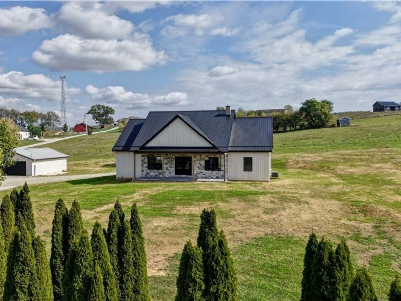 7967 State Route 516 NW, Dundee, OH 44624 Photo 4