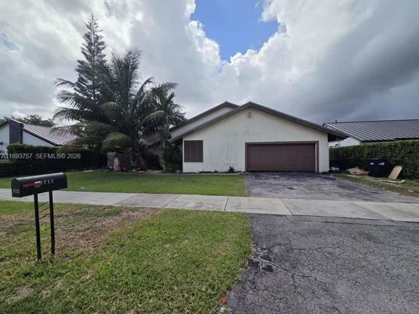9712 SW 133rd Pl, Miami, FL 33186