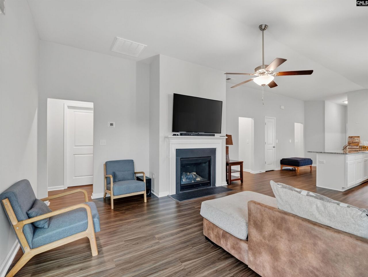 765 Tanager Lane Photo 10