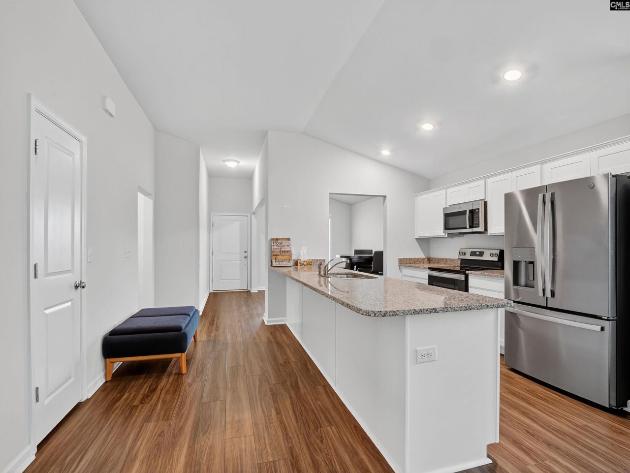 765 Tanager Lane Photo 9