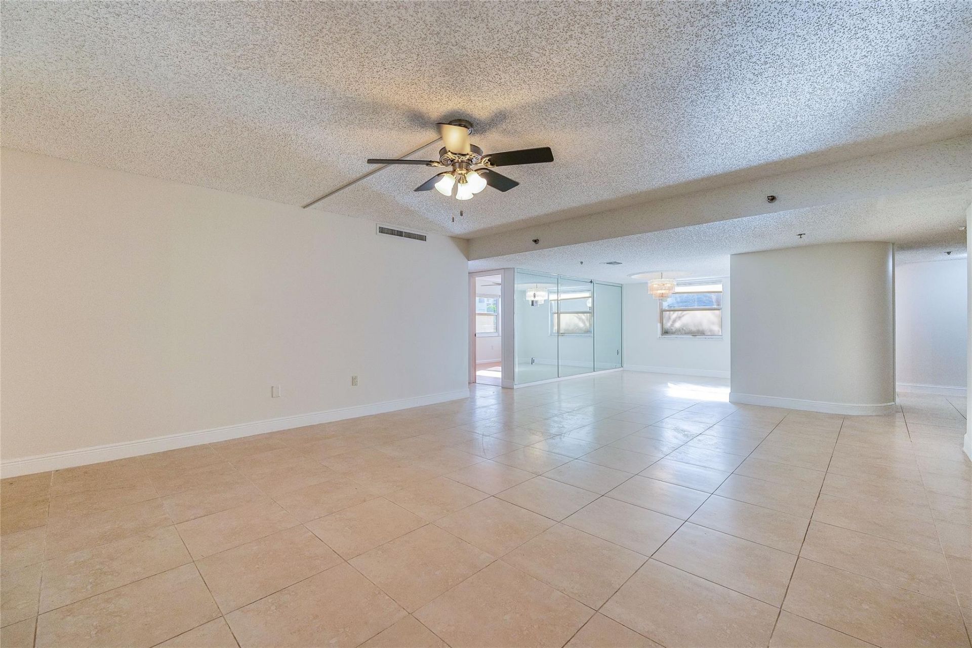 3940 Inverrary Boulevard, Unit 108A, Lauderhill, FL 33319 Photo