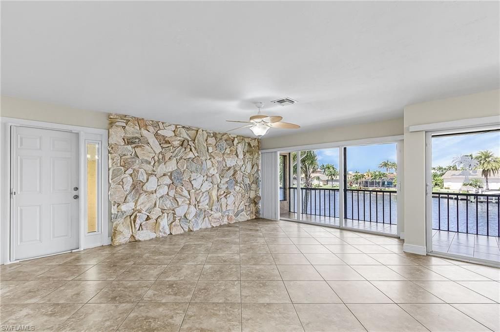 1911 SE 40th Ter, Unit 201, Cape Coral, FL 33904 Photo