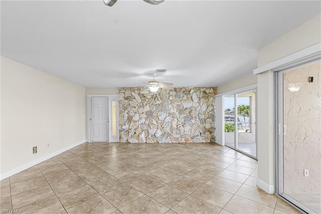 1911 SE 40th Ter, Unit 201, Cape Coral, FL 33904 Photo