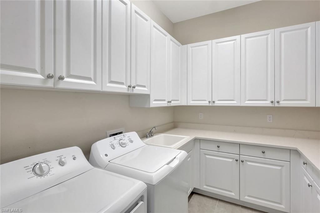 28562 Sicily Loop, Bonita Springs, FL 34135 Photo