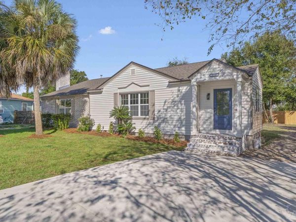 214 SE Kalash Rd, Pensacola, FL 32507