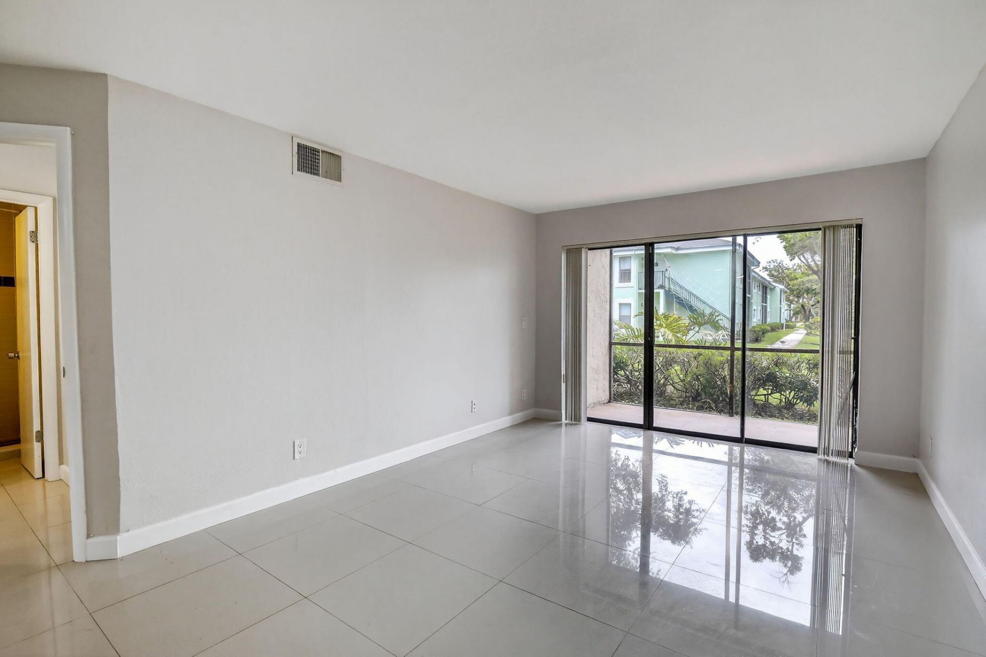 8789 NW 39 Street, Unit 8789, Sunrise, FL 33351 Photo