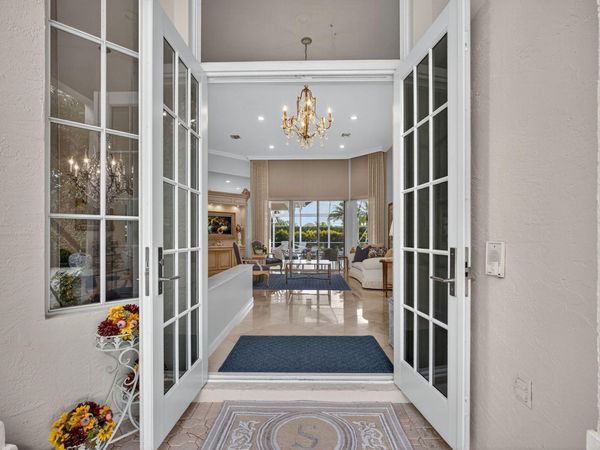 8784 Lakes Boulevard, West Palm Beach, FL 33412