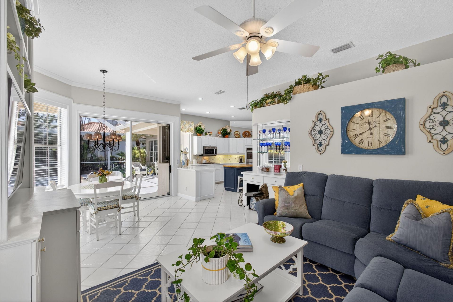 8784 Lakes Boulevard, West Palm Beach, FL 33412 Photo