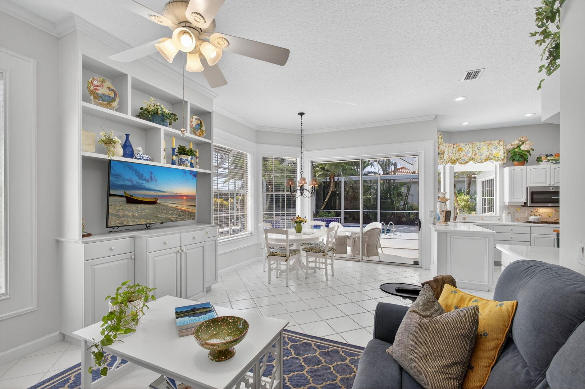 8784 Lakes Boulevard, West Palm Beach, FL 33412 Photo